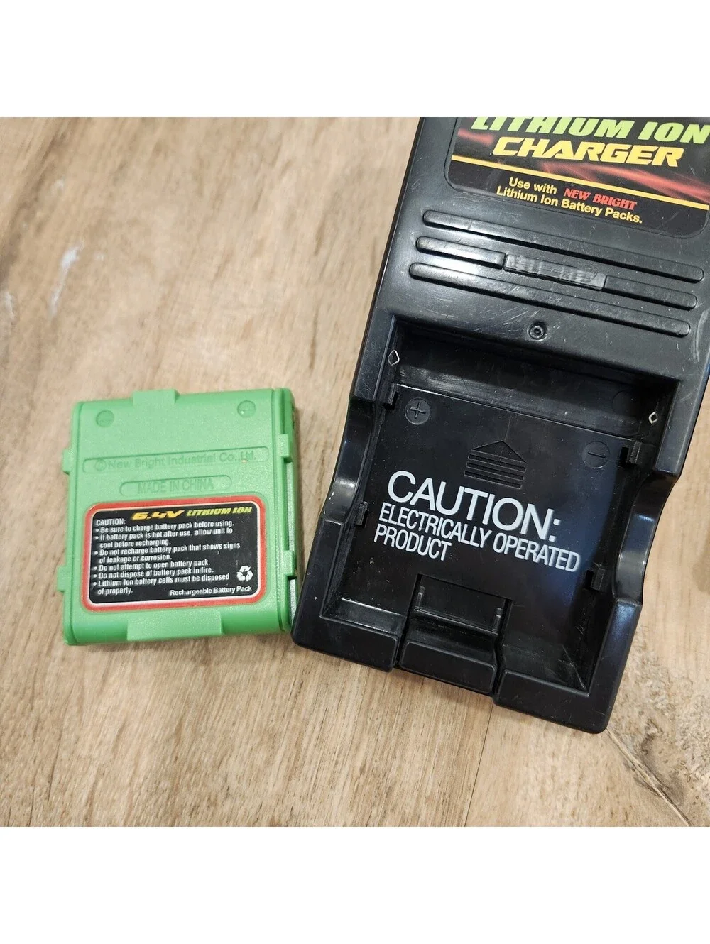 New Bright R/C Lithium-Ion Battery & Charger 6.4v 9.6v For Parts/Repair